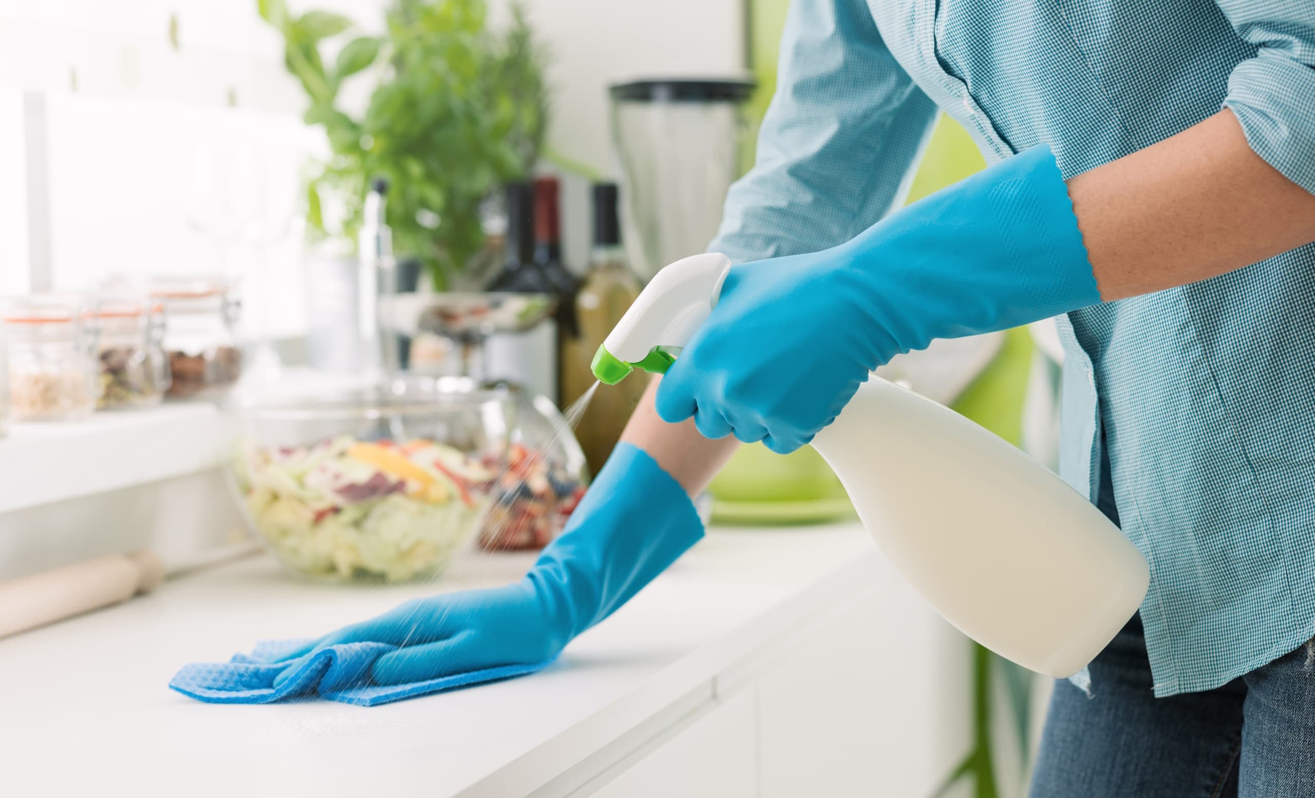 Woman Cleaning, Cleaning, Cleaning Tips, House Cleaning, Cleaning your house